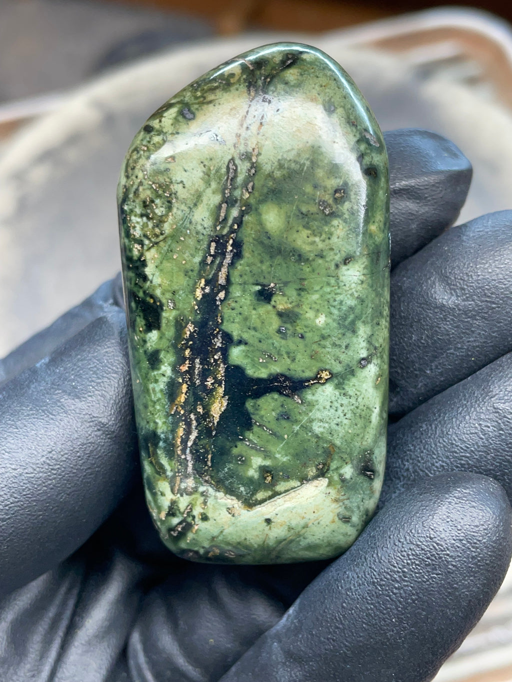 StoneBorn Creations – Hand-Polished Serpentine Stone