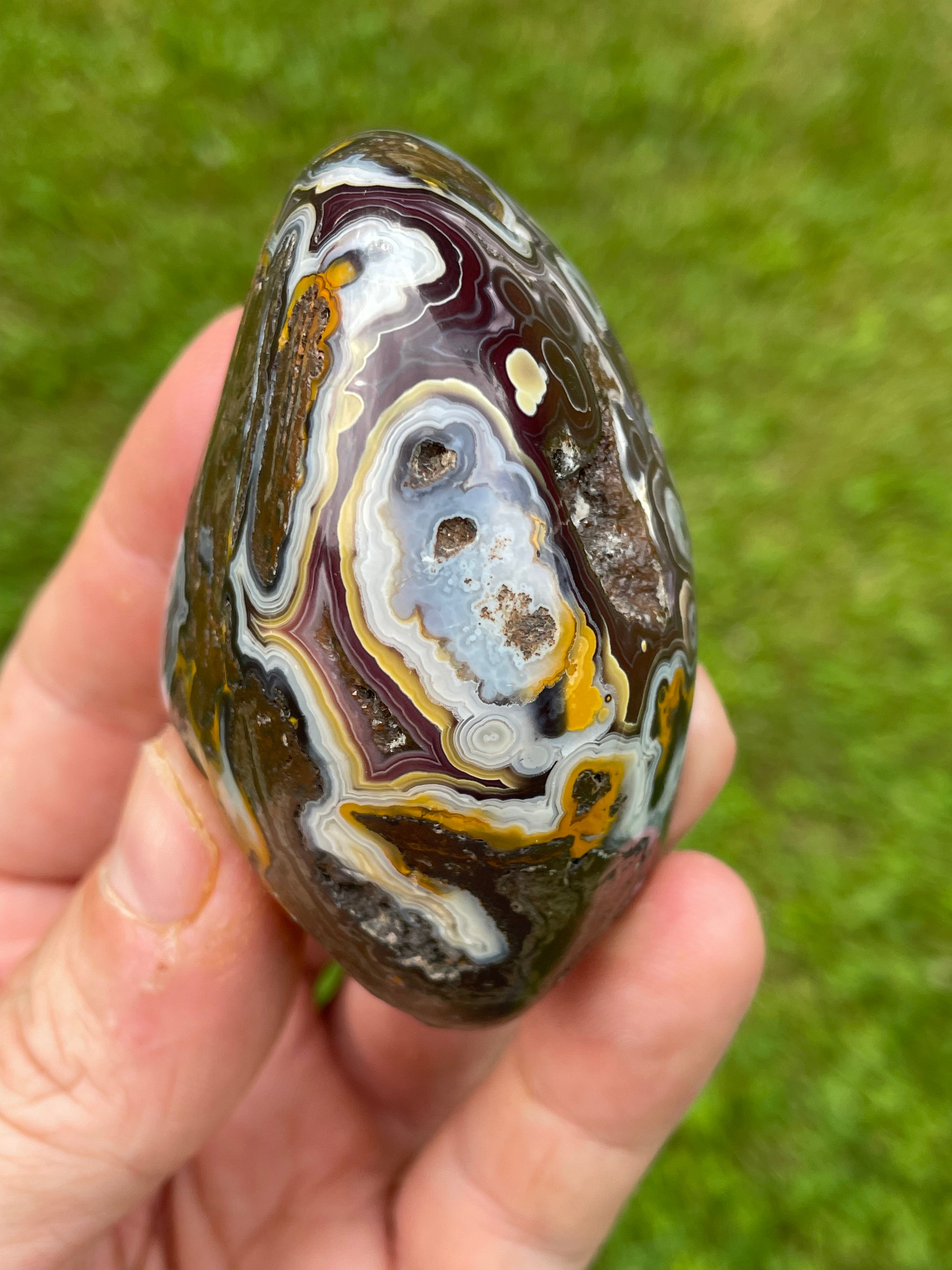 StoneBorn Creations Hand-Polished Lace Agate Freeform with Natural Druzy Quartz Pocket & Orbicular Banding