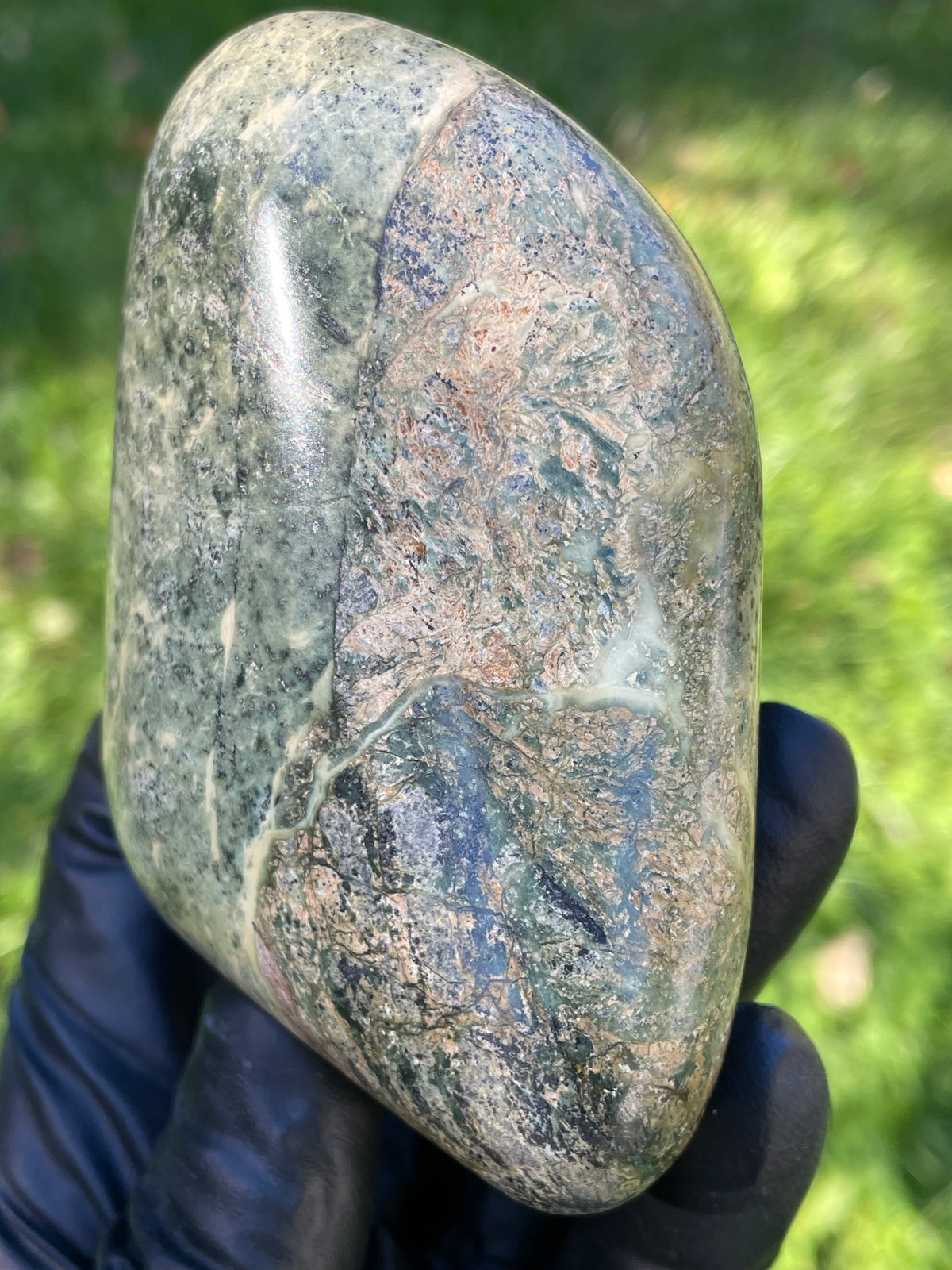 StoneBorn Creations Vermont Serpentine Display Stone