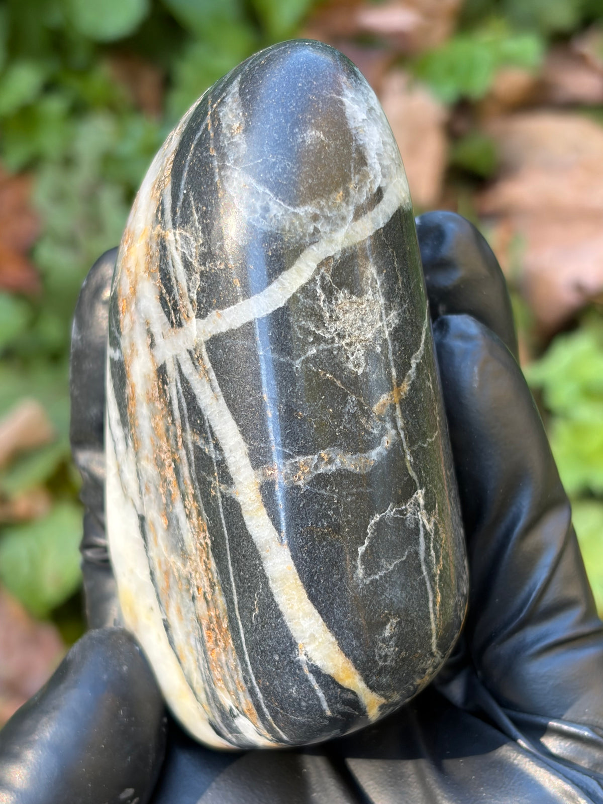 StoneBorn Creations Hand-Polished Vermont River Stone – Quartz Veins & Natural Iron Staining