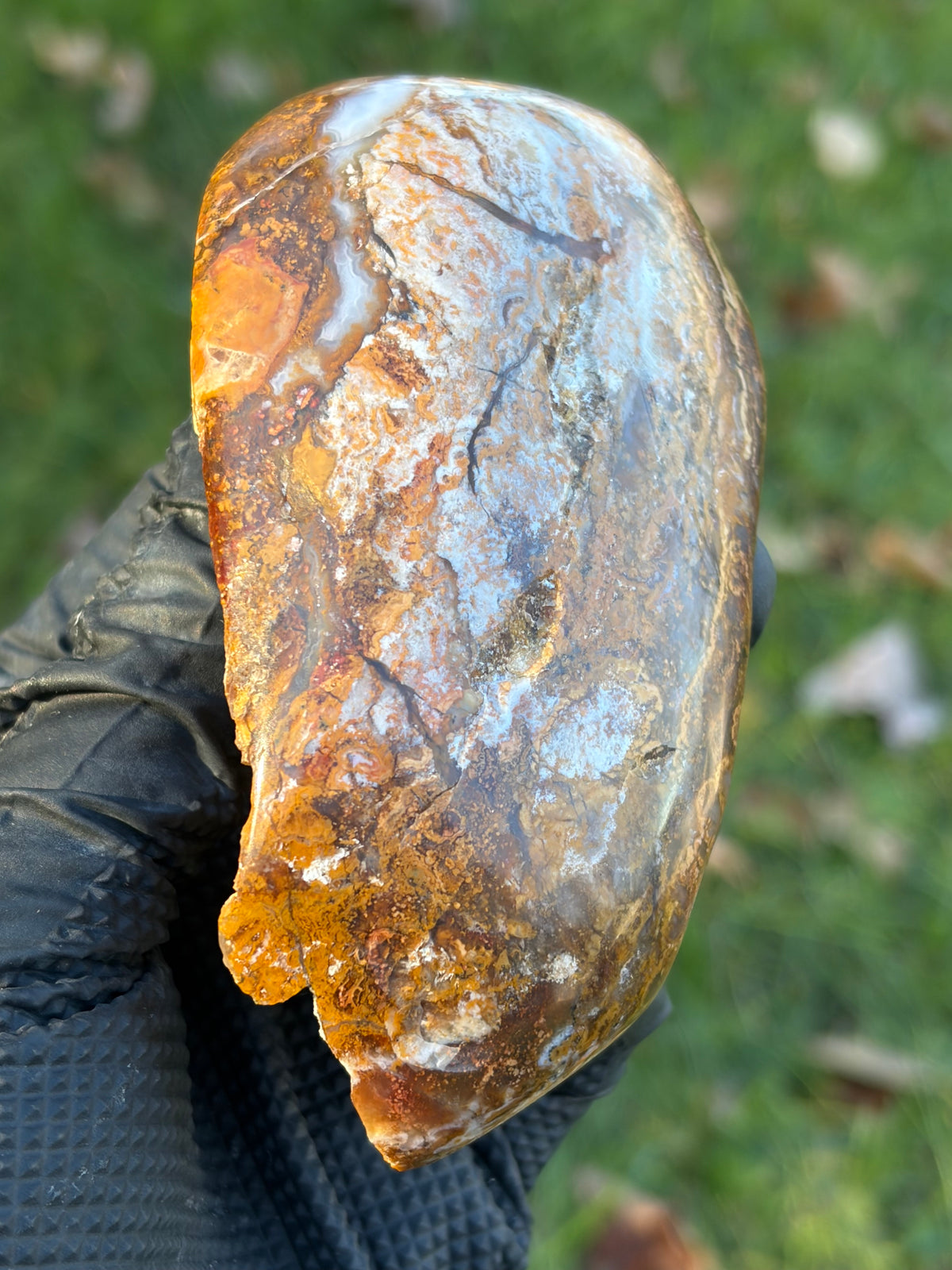 StoneBorn Creations – Natural Agate & Jasper Display Stone | Hand-Polished with Blue-Gray Agate Veins