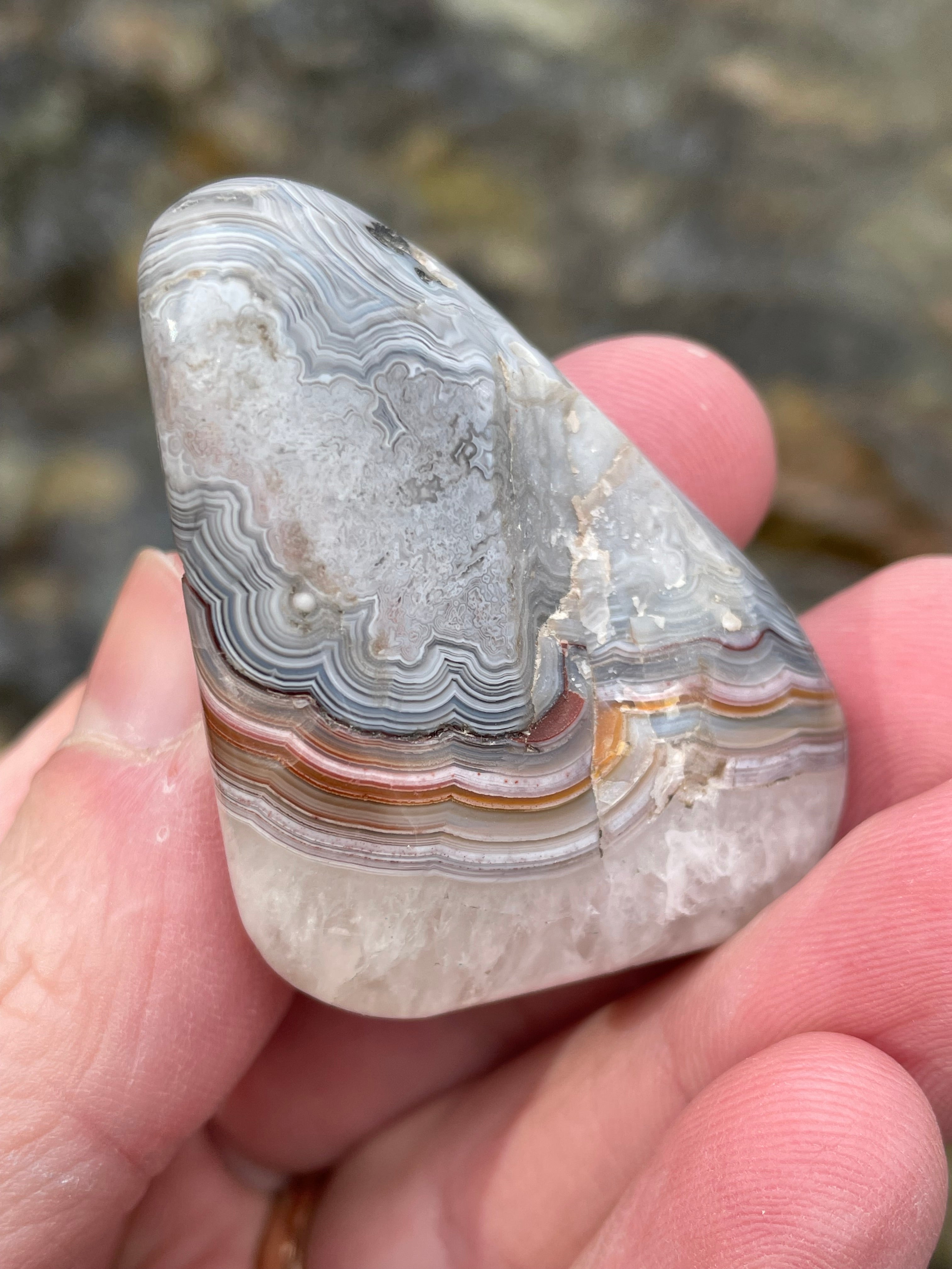 StoneBorn Creations Hand-Polished Banded Agate with Soft Grey Lace Layers, Subtle Earth Tones & Natural Quartz Base – Freeform Finish