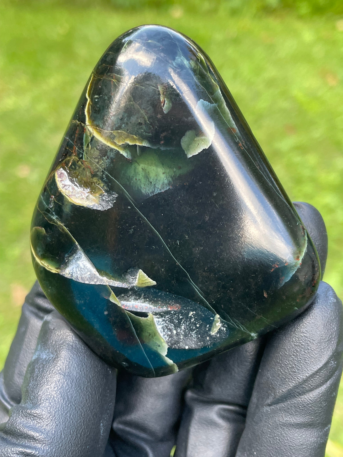 StoneBorn Creations Vermont Serpentine Freeform – Hand-Polished Local Stone