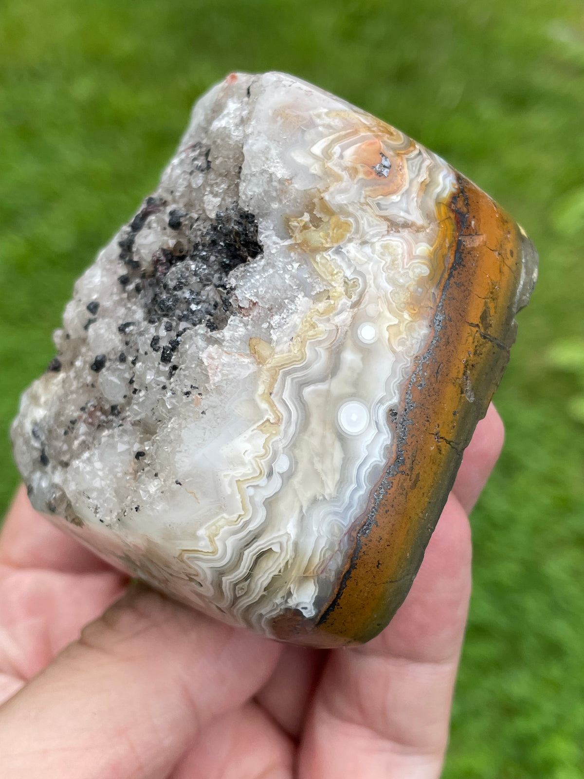 StoneBorn Creations Druzy Lace Agate Freeform – Natural Crystal Pocket