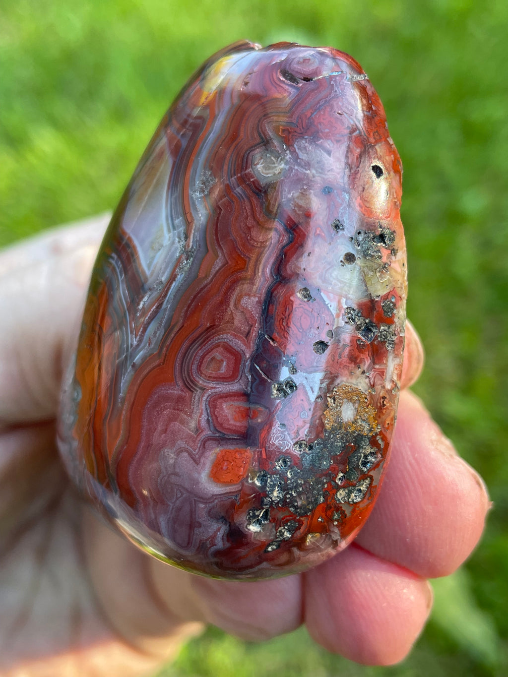 StoneBorn Creations Hand-Polished Lace Agate Freeform with Curved Polished Face, Fortification Banding, and Natural Raw Backing