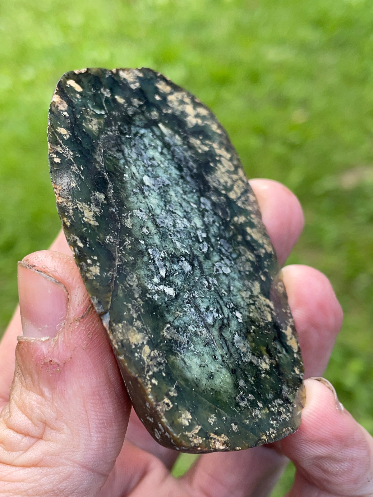 StoneBorn Creations – Dark Green Serpentine Matching Stone Pair | Natural Mineral Patterns & Earthy Green Interior