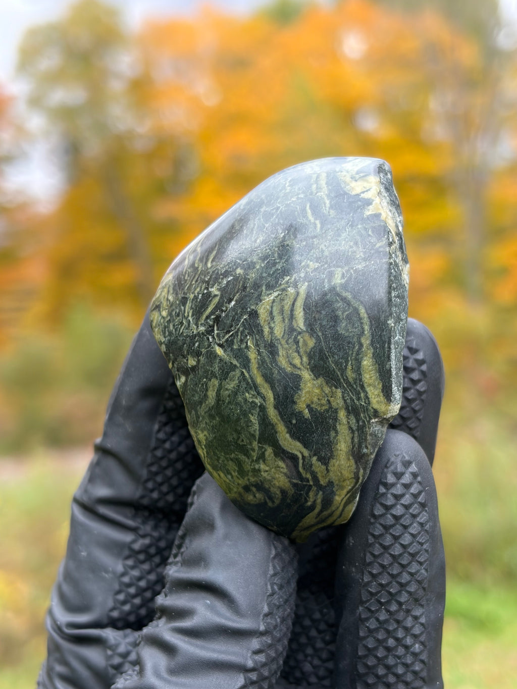 StoneBorn Creations Vermont Banded Metamorphic Stream Stone – Natural & Hand Polished