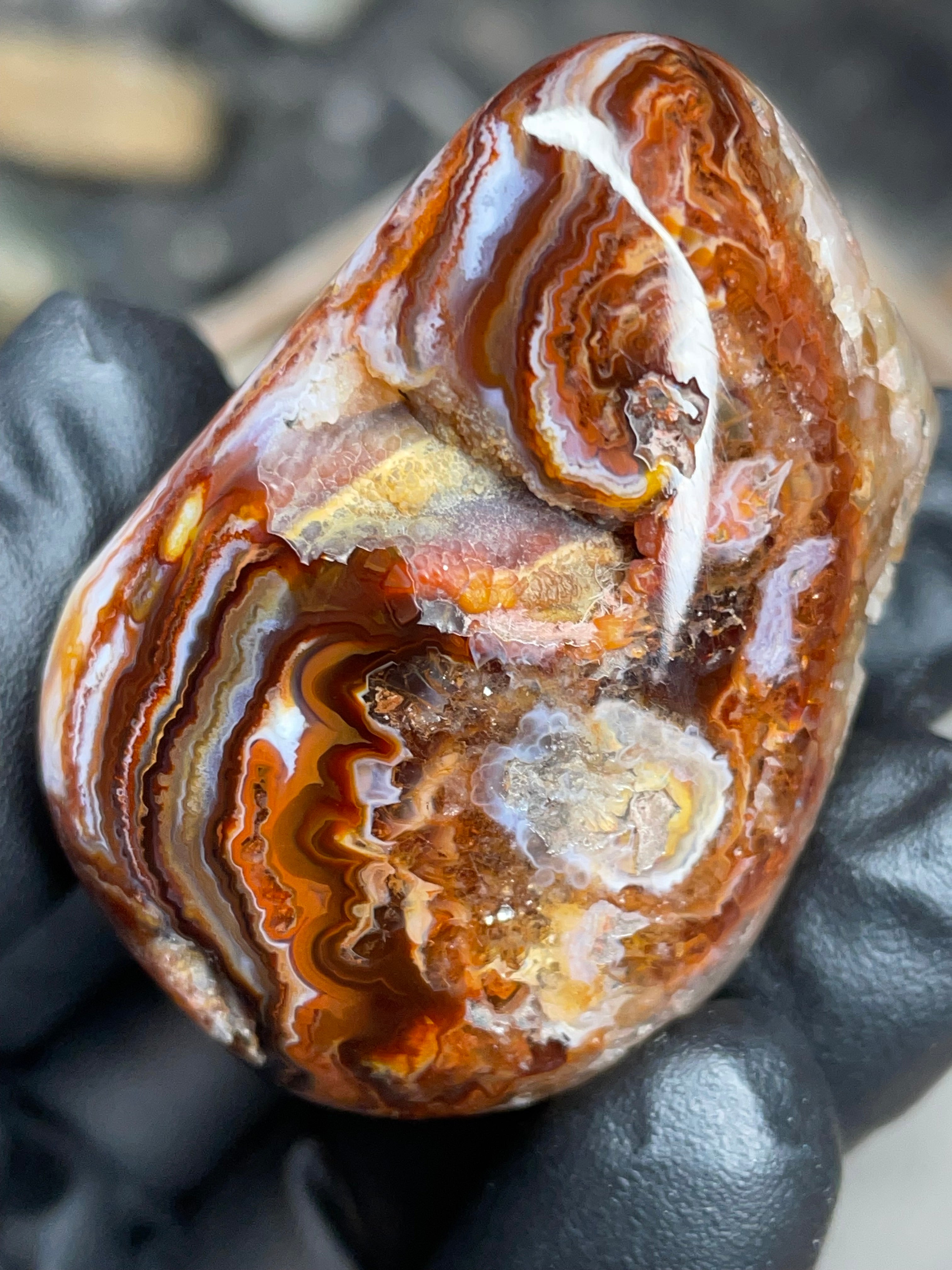 StoneBorn Creations Hand-Polished Fire Agate with Raw Crystal Top – Banded Natural Agate Display Stone
