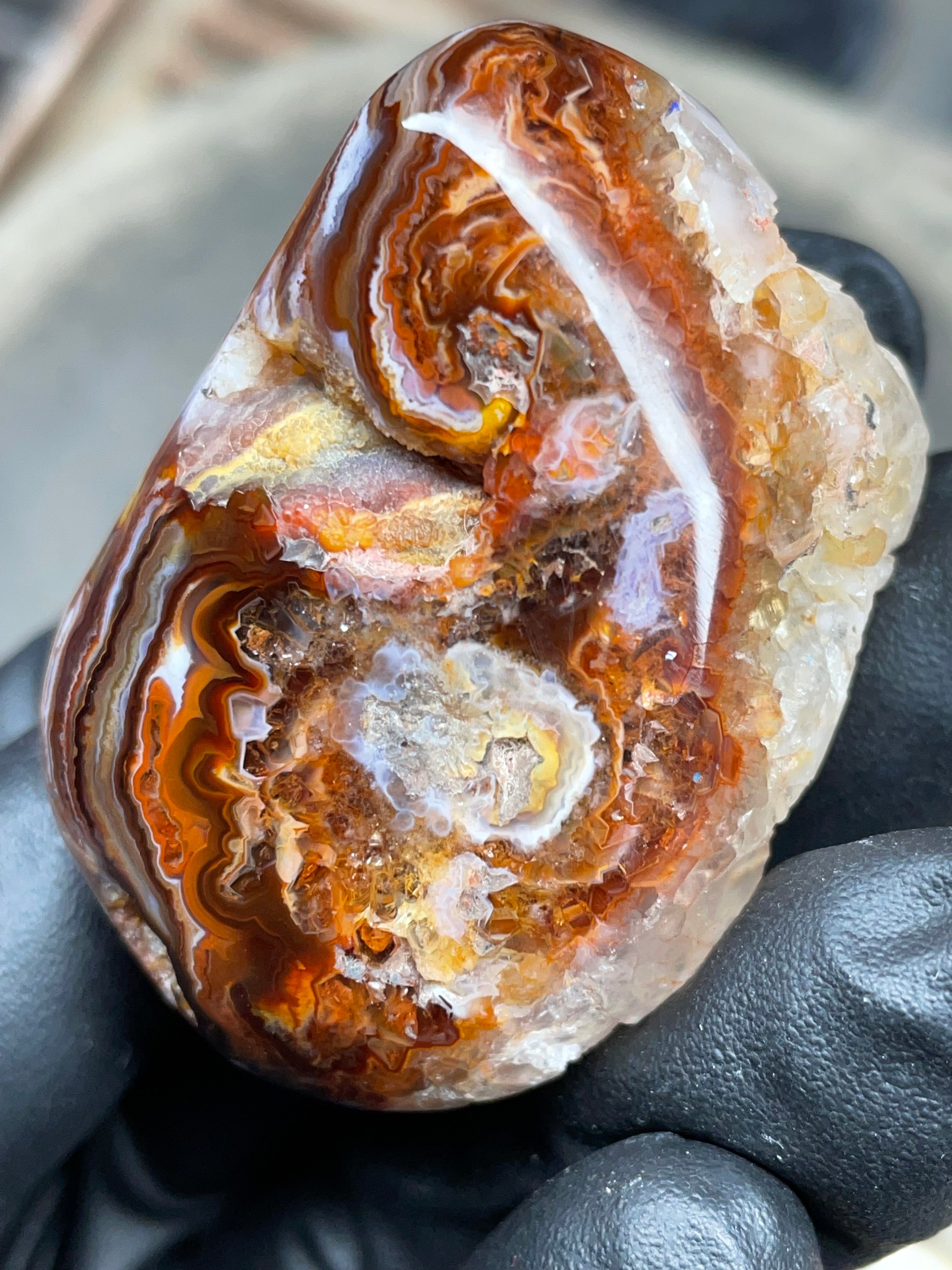 StoneBorn Creations Hand-Polished Fire Agate with Raw Crystal Top – Banded Natural Agate Display Stone