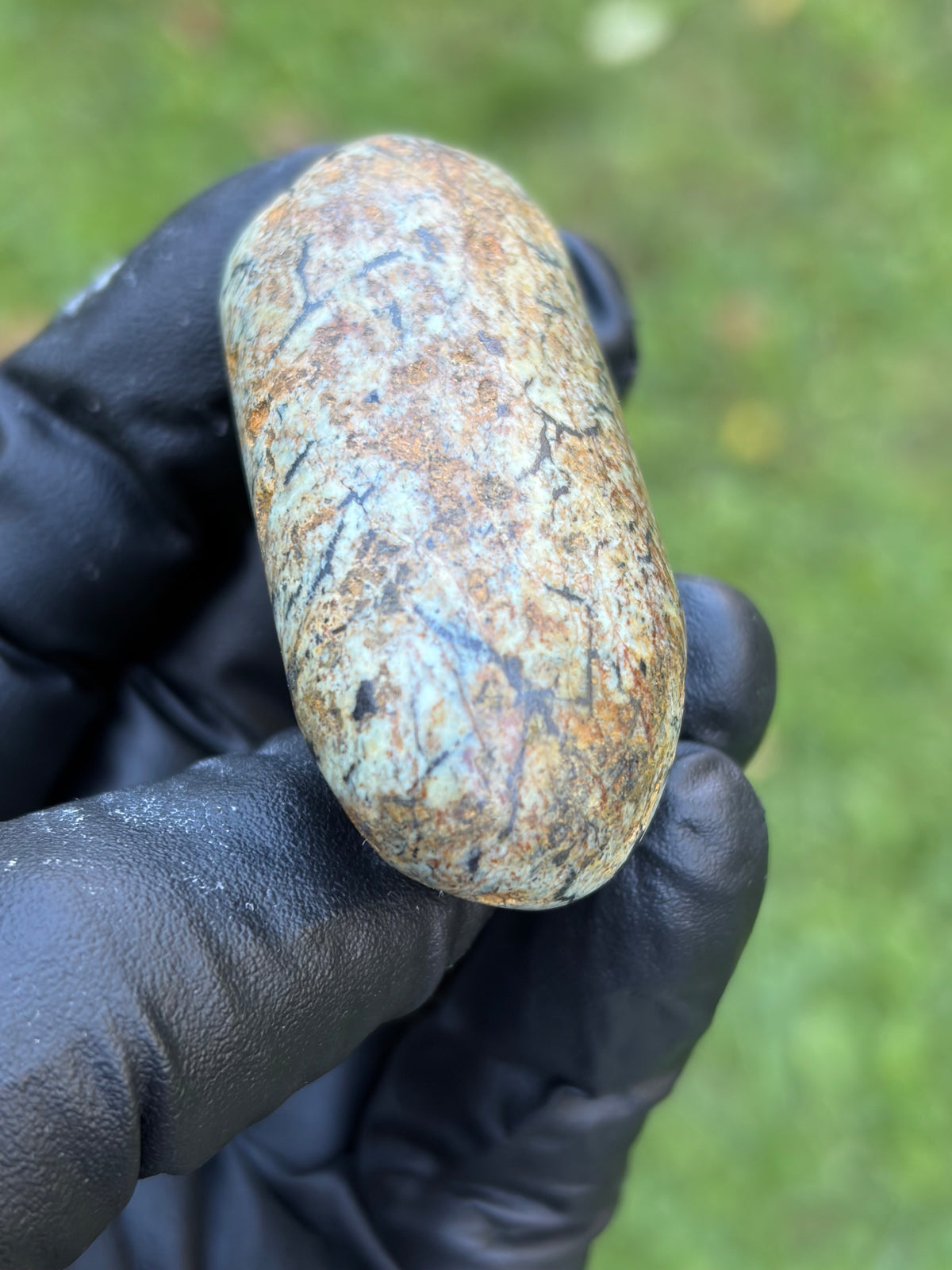 StoneBorn Creations Hand-Polished Vermont Stream Stone – Possible Serpentine