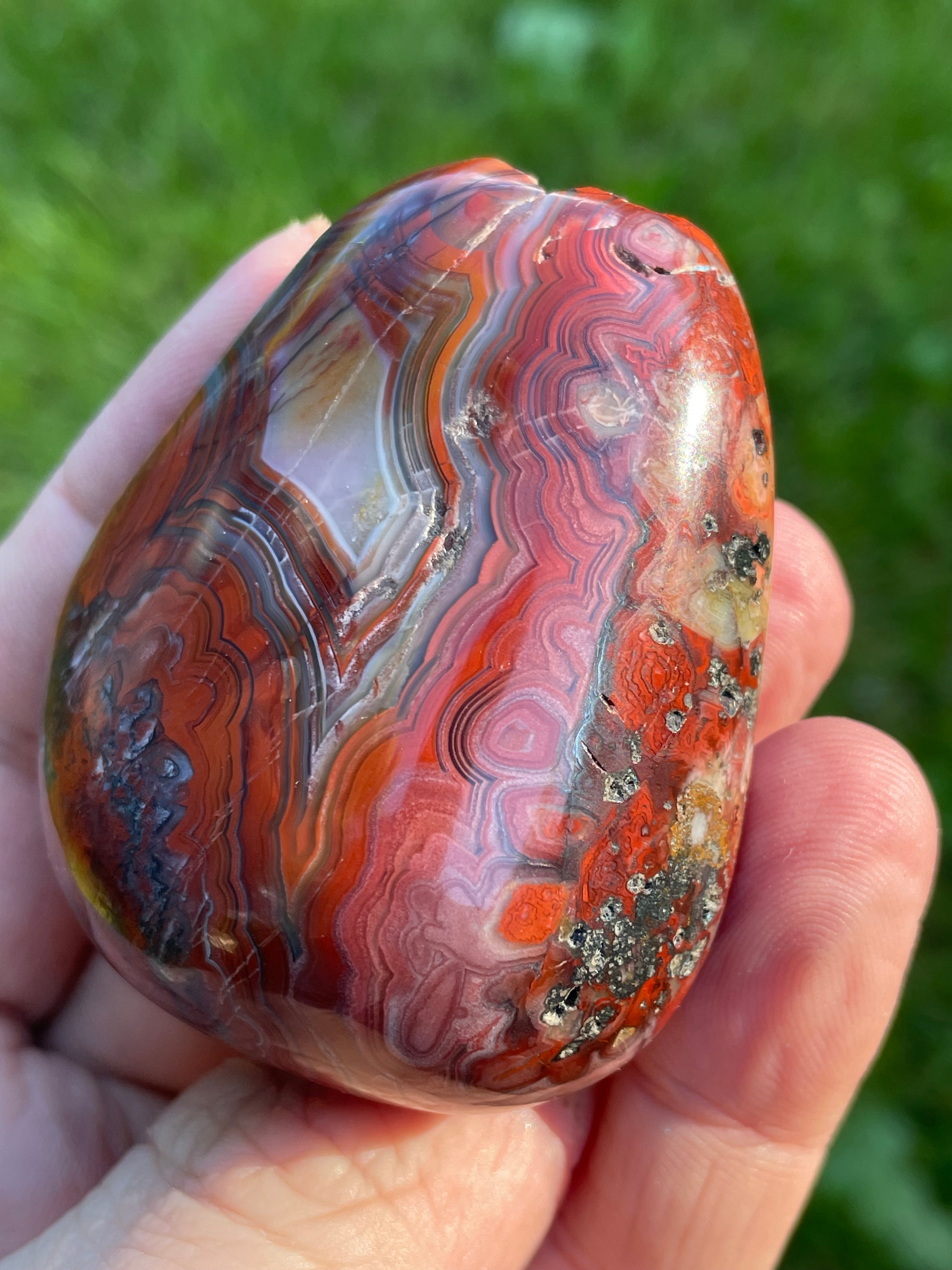 StoneBorn Creations Hand-Polished Lace Agate Freeform with Curved Polished Face, Fortification Banding, and Natural Raw Backing