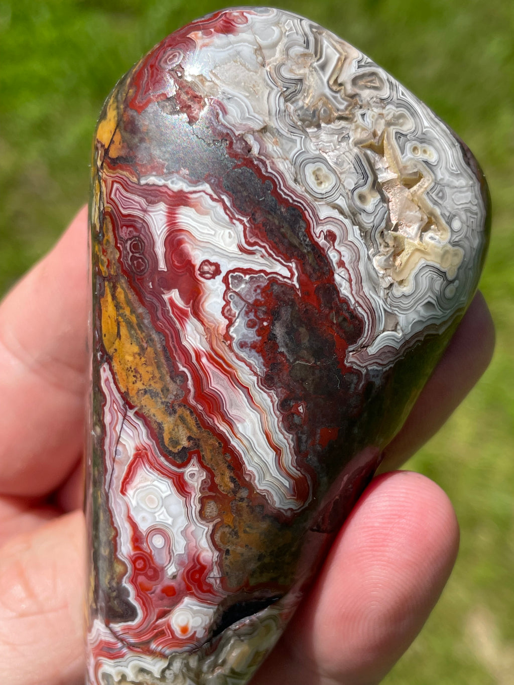 StoneBorn Creations Hand-Polished Lace Agate Freeform with Deep Crimson Banding, Intricate Fortification Patterns, and Natural Druzy Pocket