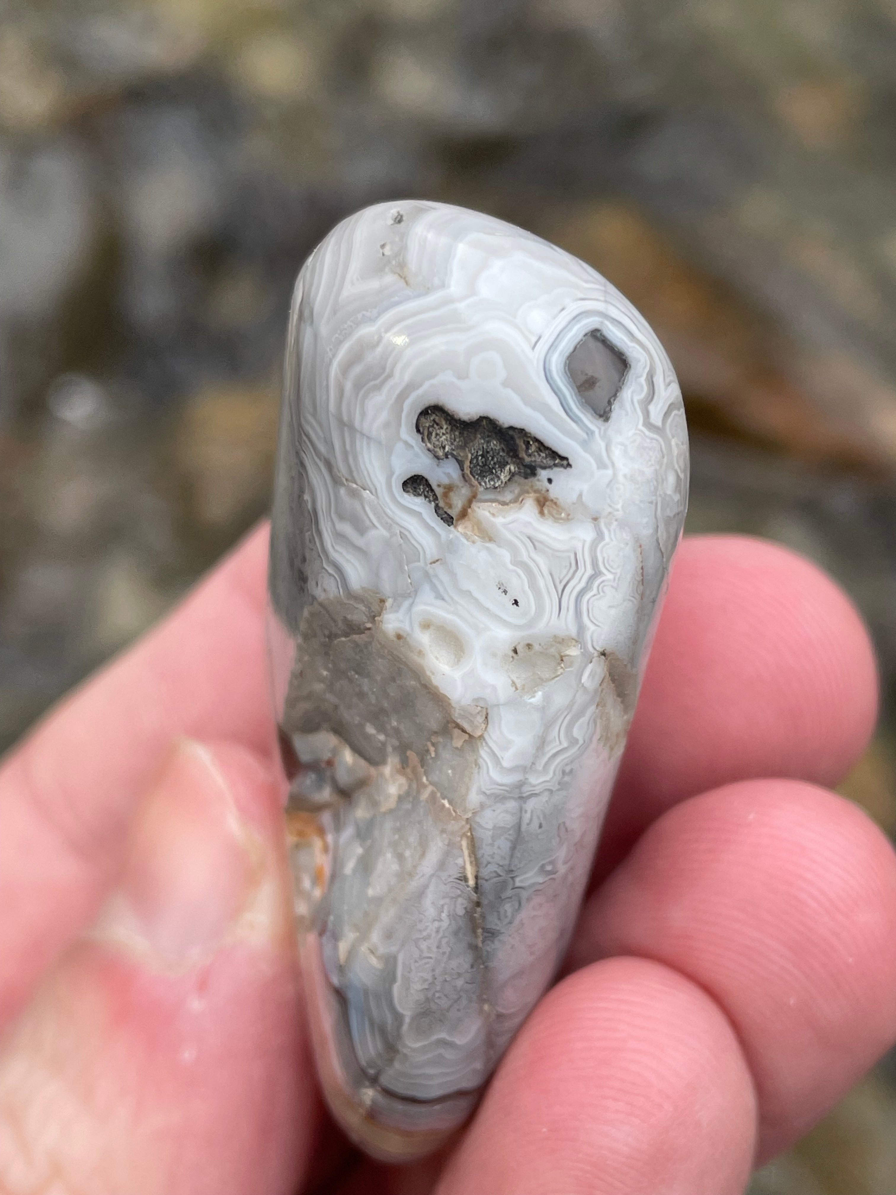 StoneBorn Creations Hand-Polished Banded Agate with Soft Grey Lace Layers, Subtle Earth Tones & Natural Quartz Base – Freeform Finish