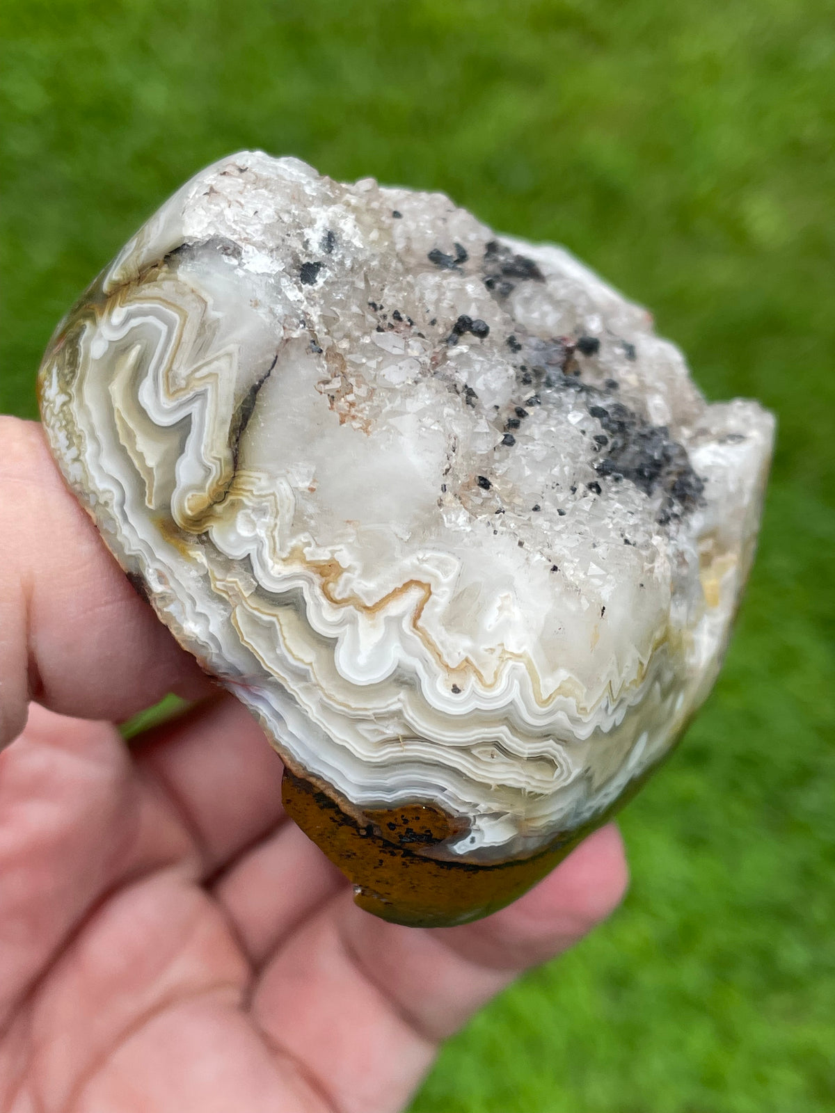 StoneBorn Creations Druzy Lace Agate Freeform – Natural Crystal Pocket