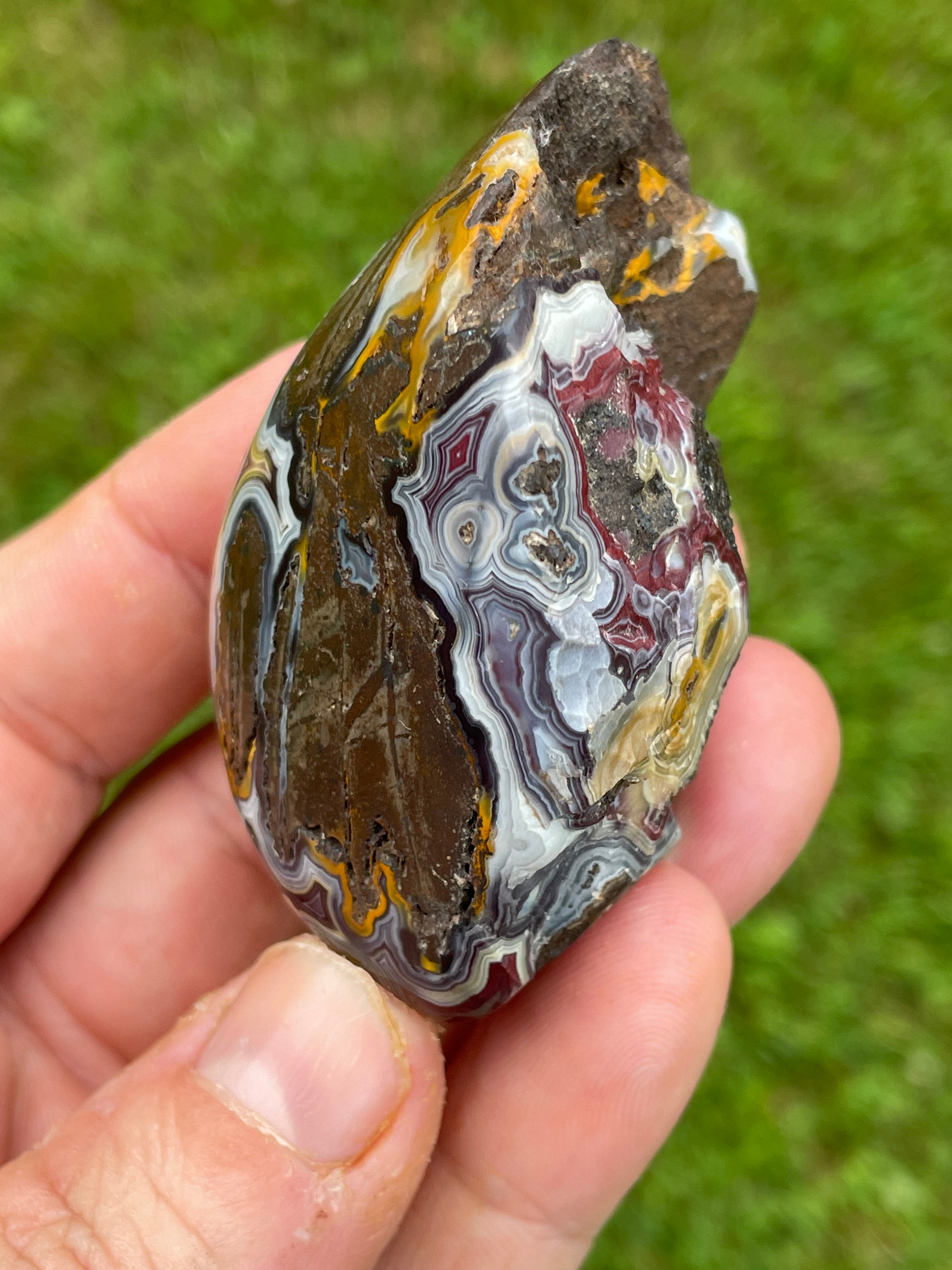 StoneBorn Creations Hand-Polished Lace Agate Freeform with Natural Druzy Quartz Pocket & Orbicular Banding