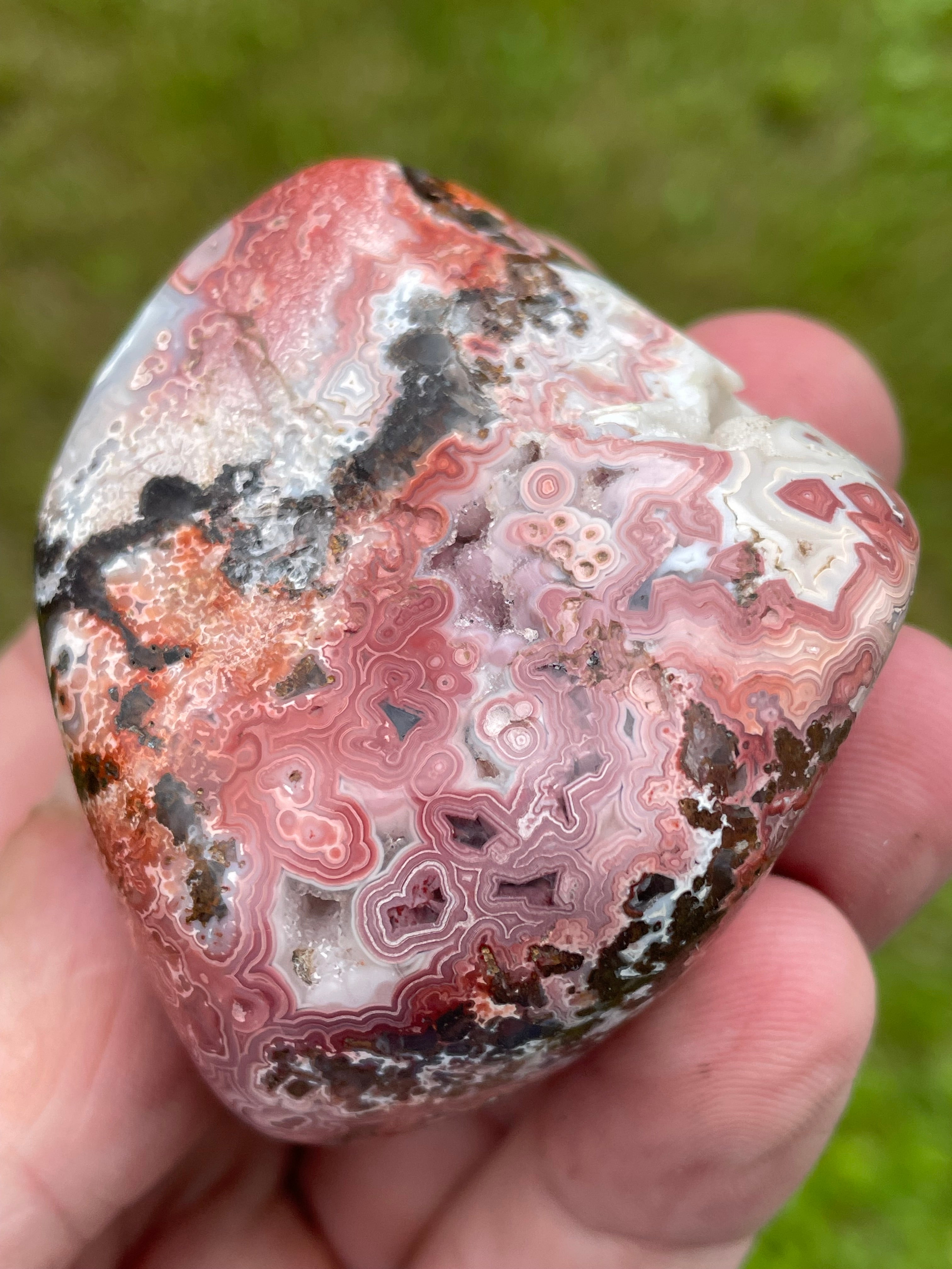 StoneBorn Creations Hand-Polished Lace Agate Freeform with Crimson Fortification Banding, Natural Druzy Cavities, and Intricate Orbicular Patterns