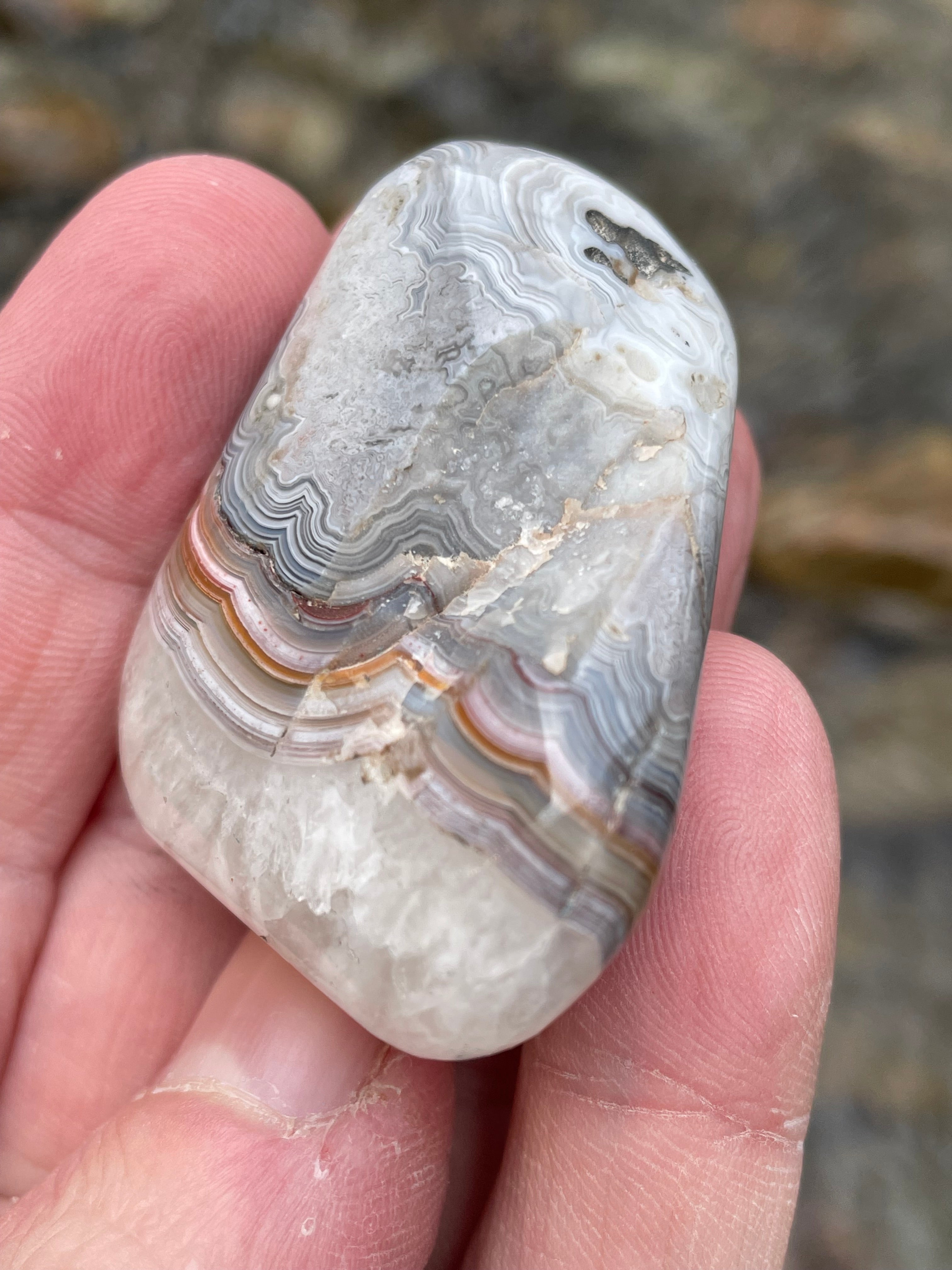 StoneBorn Creations Hand-Polished Banded Agate with Soft Grey Lace Layers, Subtle Earth Tones & Natural Quartz Base – Freeform Finish