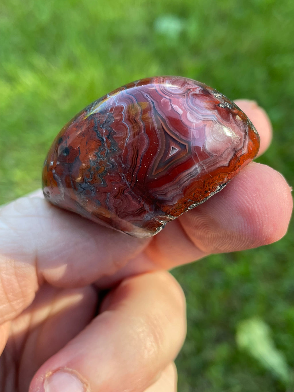 StoneBorn Creations Hand-Polished Lace Agate Freeform with Curved Polished Face, Fortification Banding, and Natural Raw Backing