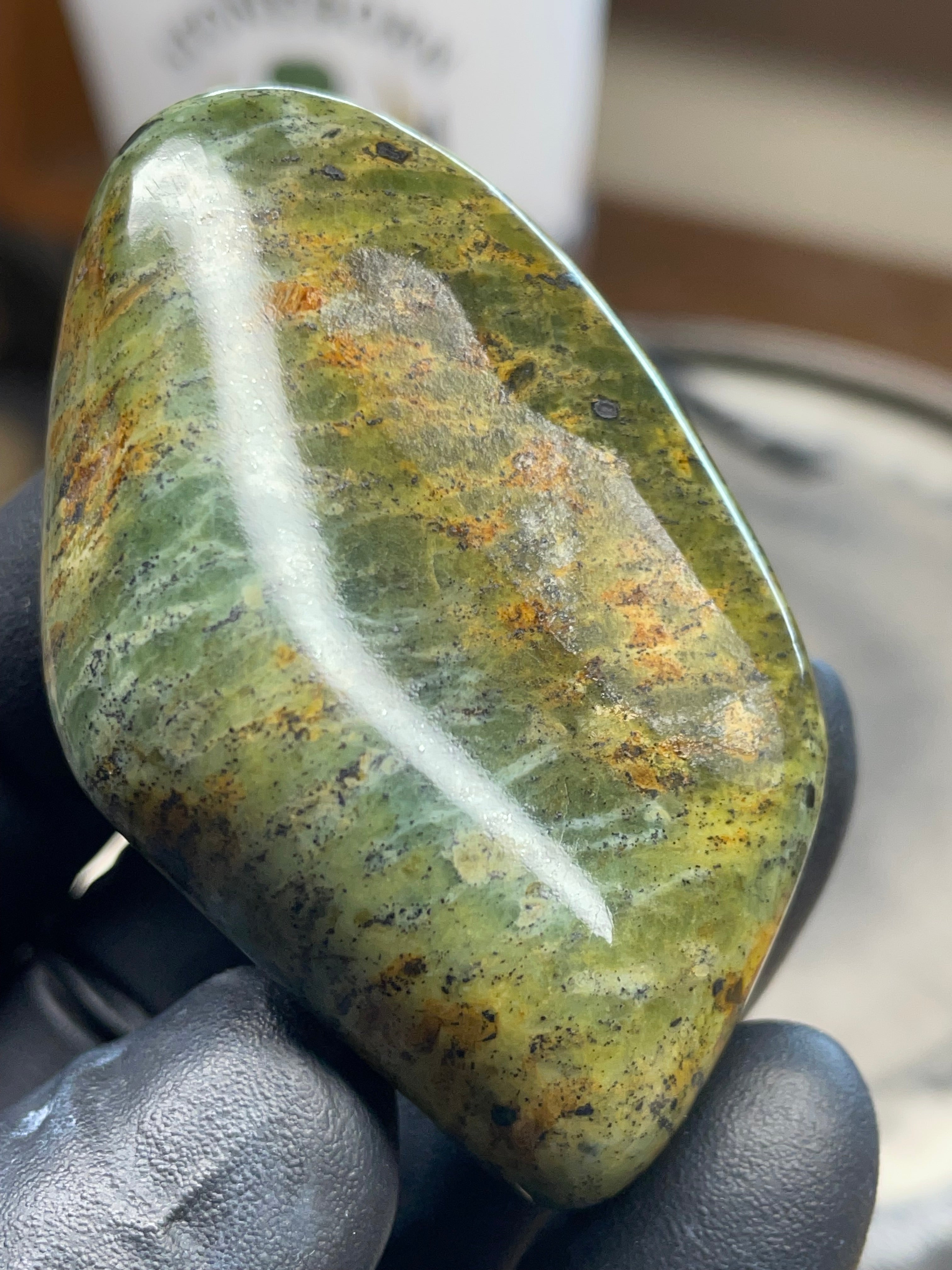 🌿 Hand-Polished Green Serpentine Stone