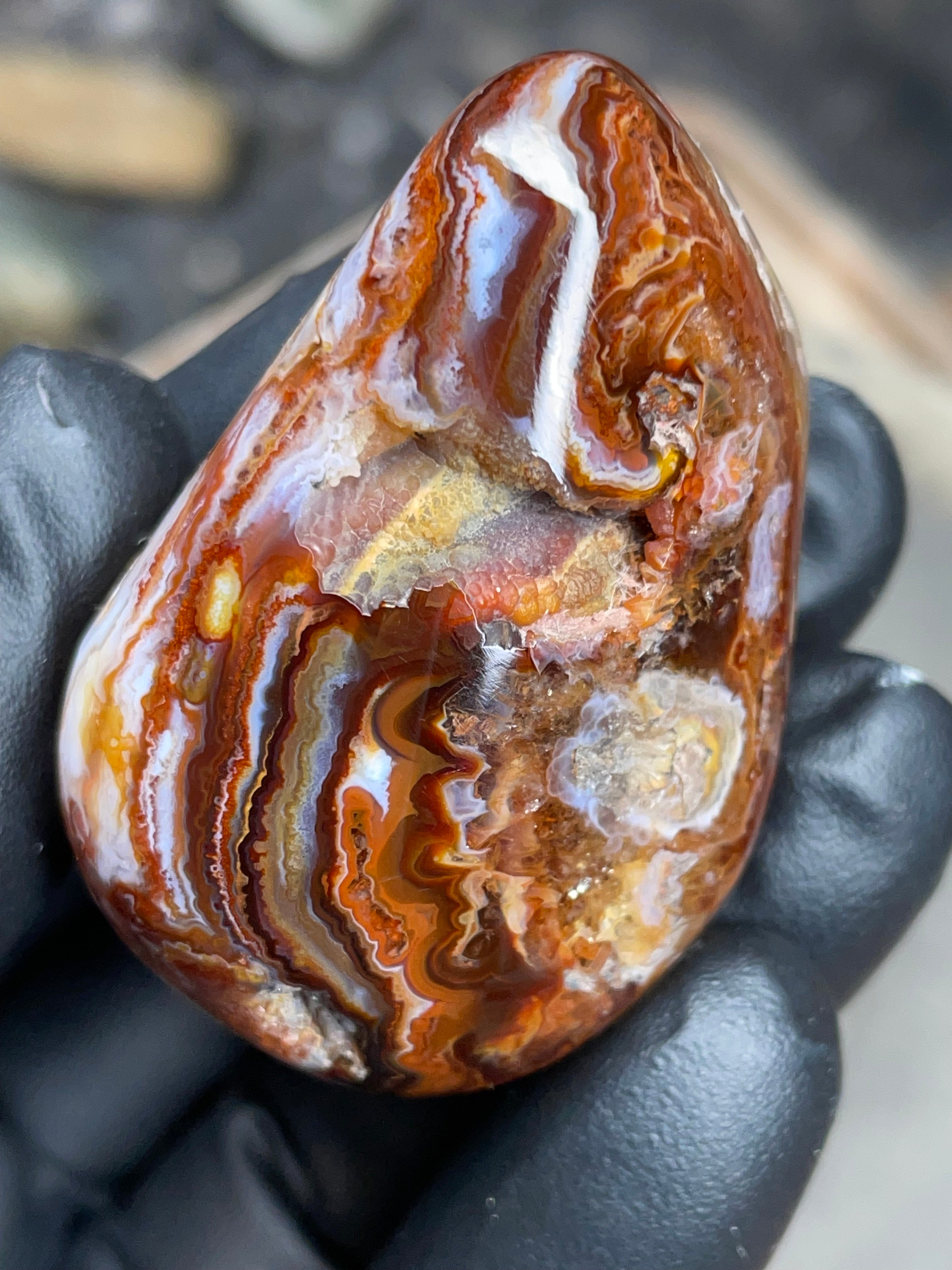 StoneBorn Creations Hand-Polished Fire Agate with Raw Crystal Top – Banded Natural Agate Display Stone