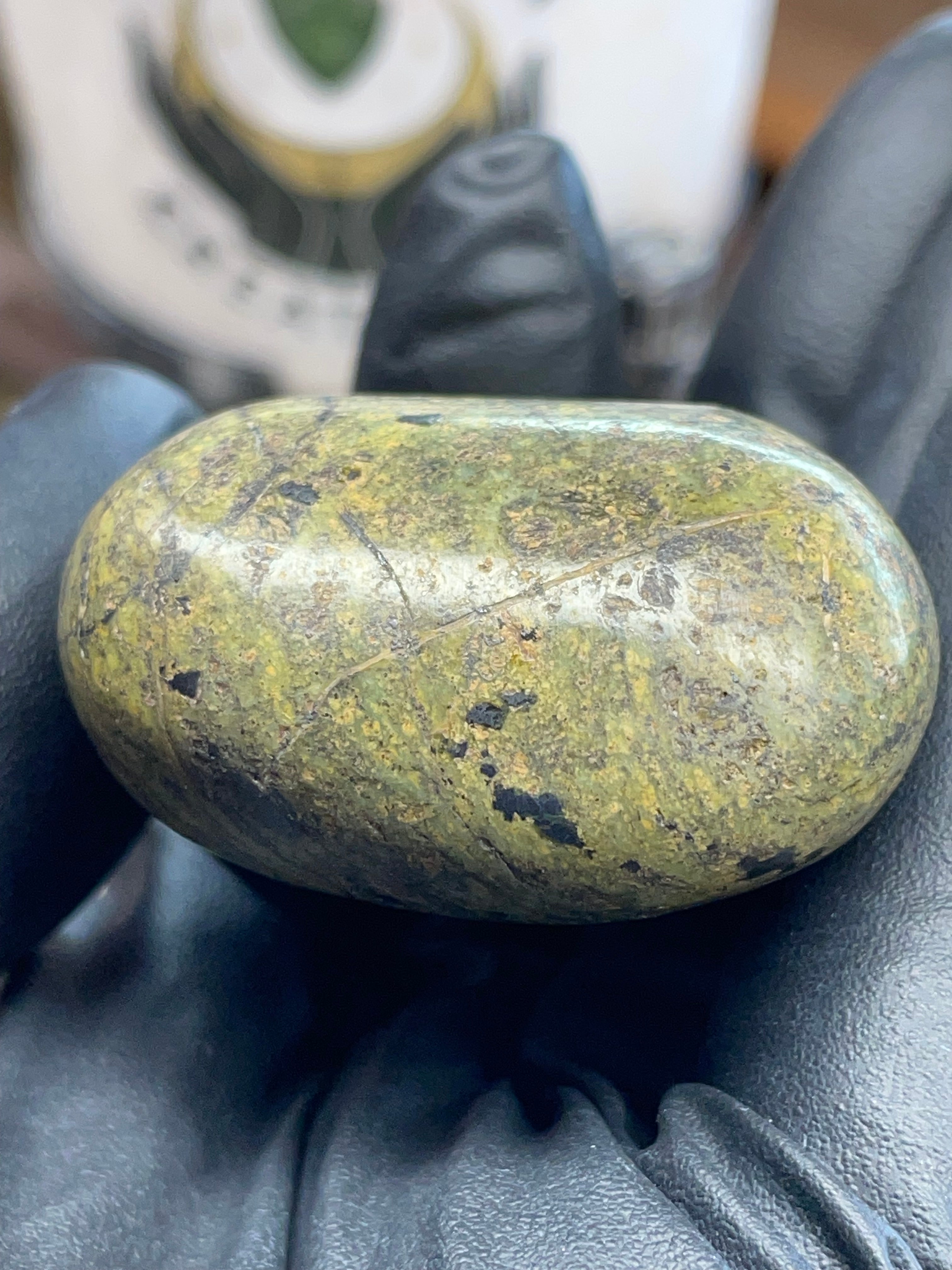 Hand-Polished Serpentine Stone – Vermont | One of One | StoneBorn Creation