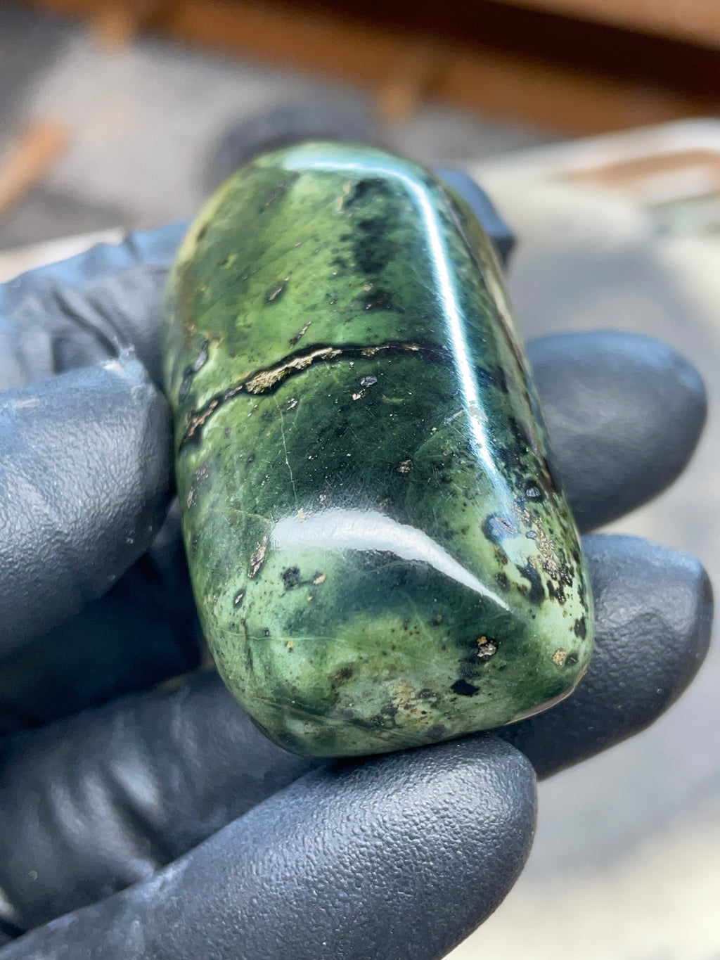 StoneBorn Creations – Hand-Polished Serpentine Stone