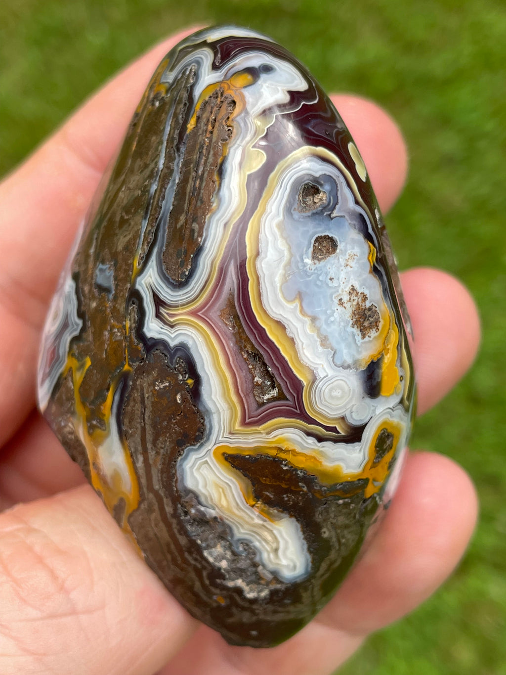 StoneBorn Creations Hand-Polished Lace Agate Freeform with Natural Druzy Quartz Pocket & Orbicular Banding