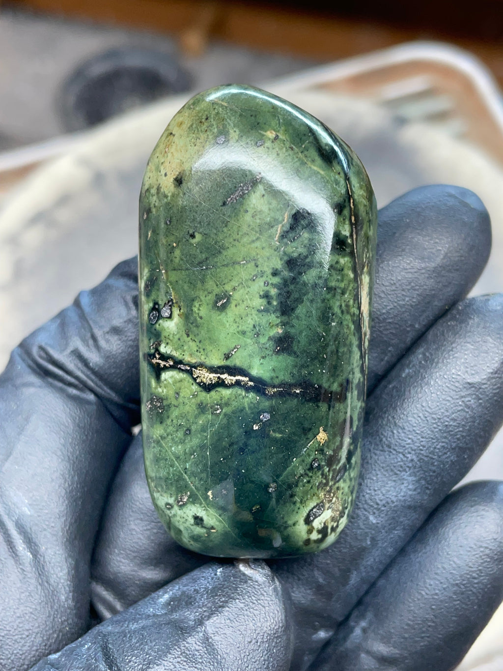 StoneBorn Creations – Hand-Polished Serpentine Stone