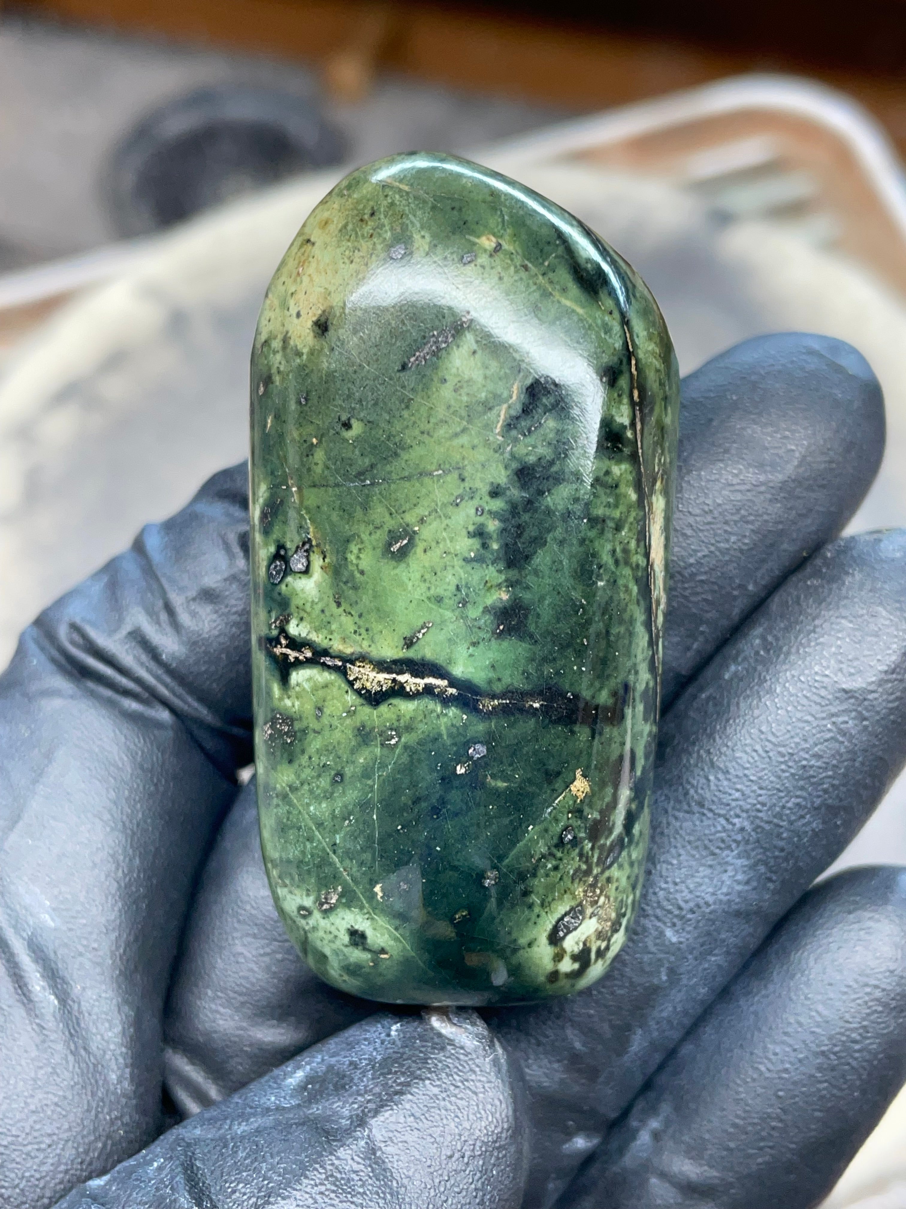 StoneBorn Creations – Hand-Polished Serpentine Stone
