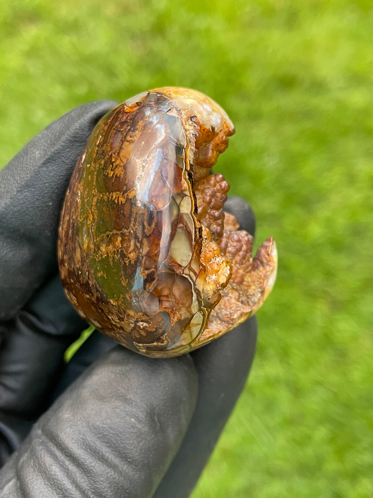 StoneBorn Creations Natural Botryoidal Freeform – Hand Polished with Natural Center