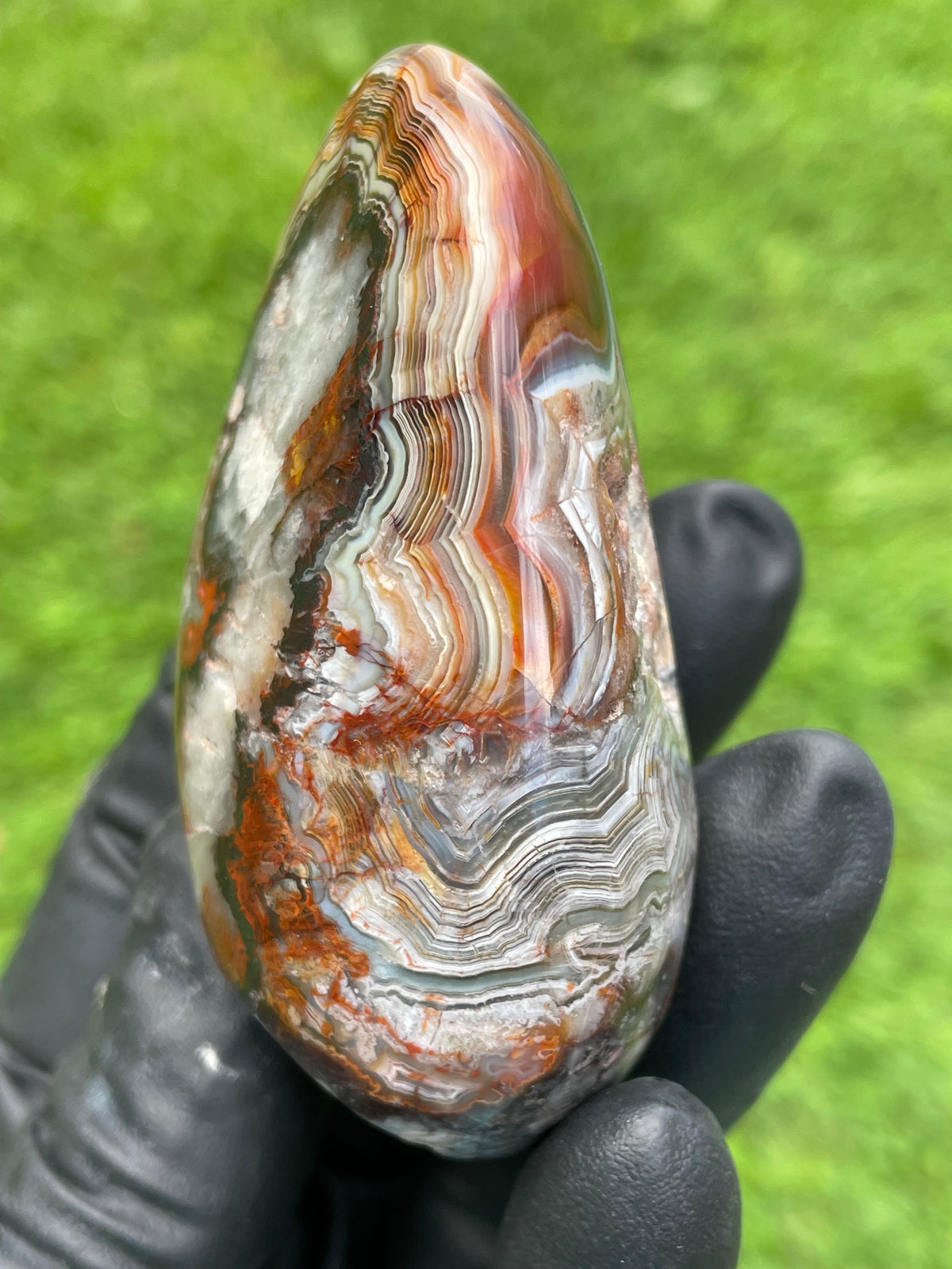 StoneBorn Creations Red Lace Agate Freeform – Hand Polished with Natural Quartz Pockets