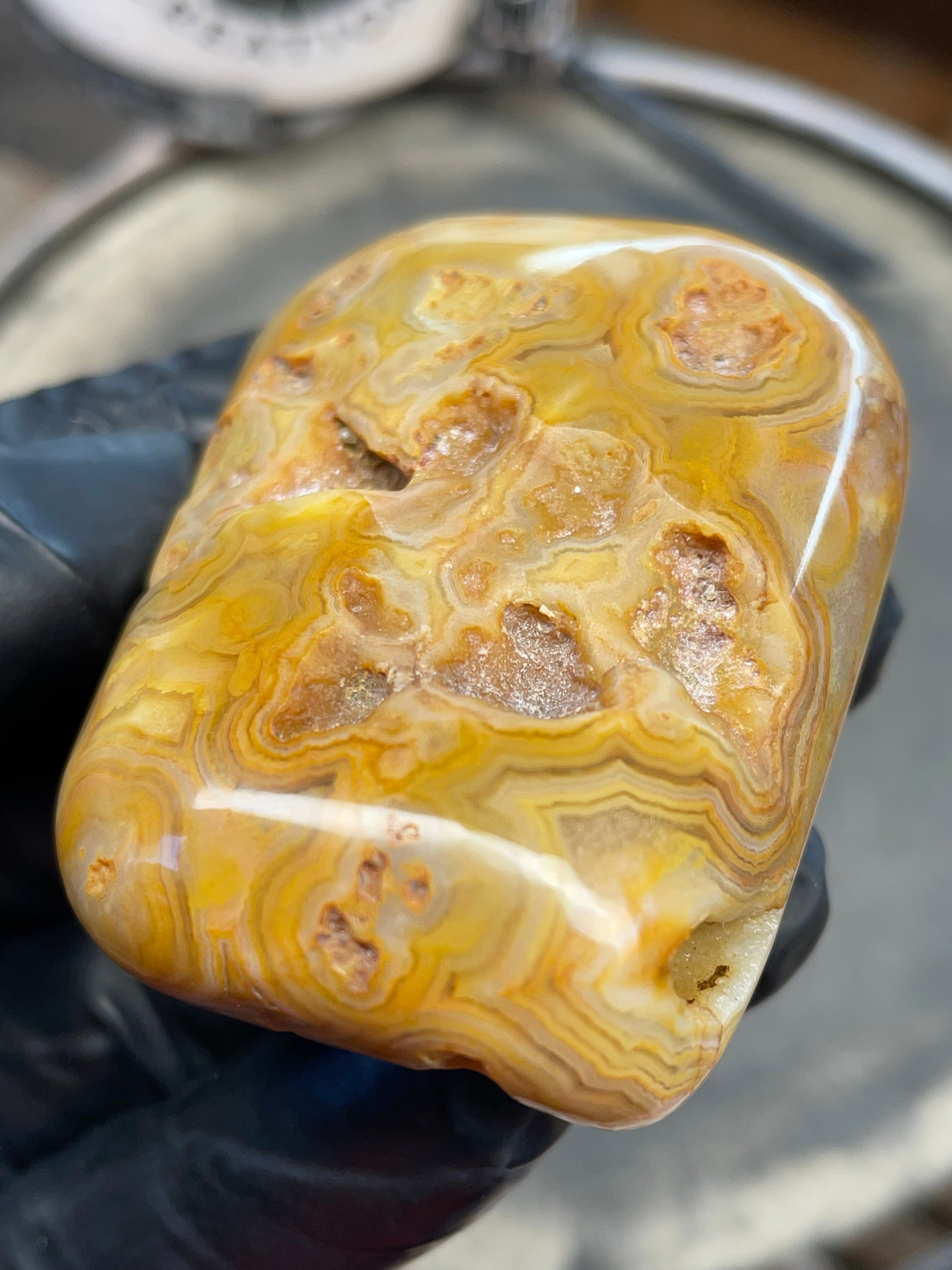 StoneBorn Creations – Crowley Ridge Agate w/ Golden Lace Banding & Natural Druzy Pockets (Hand-Polished)