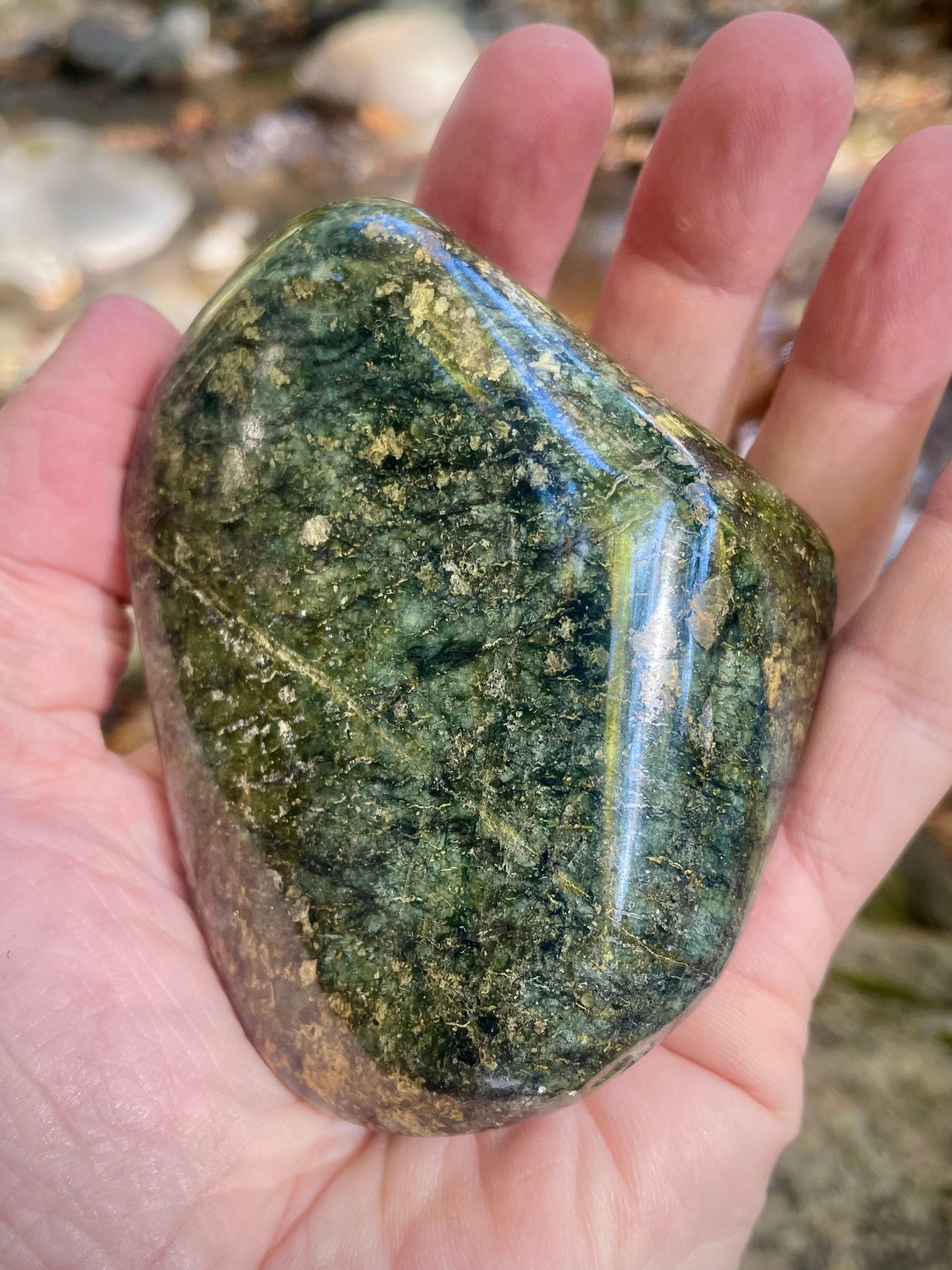 ✨ Polished Deep Forest Green Vermont Stone – Hand-Finished River Find (One-of-One)