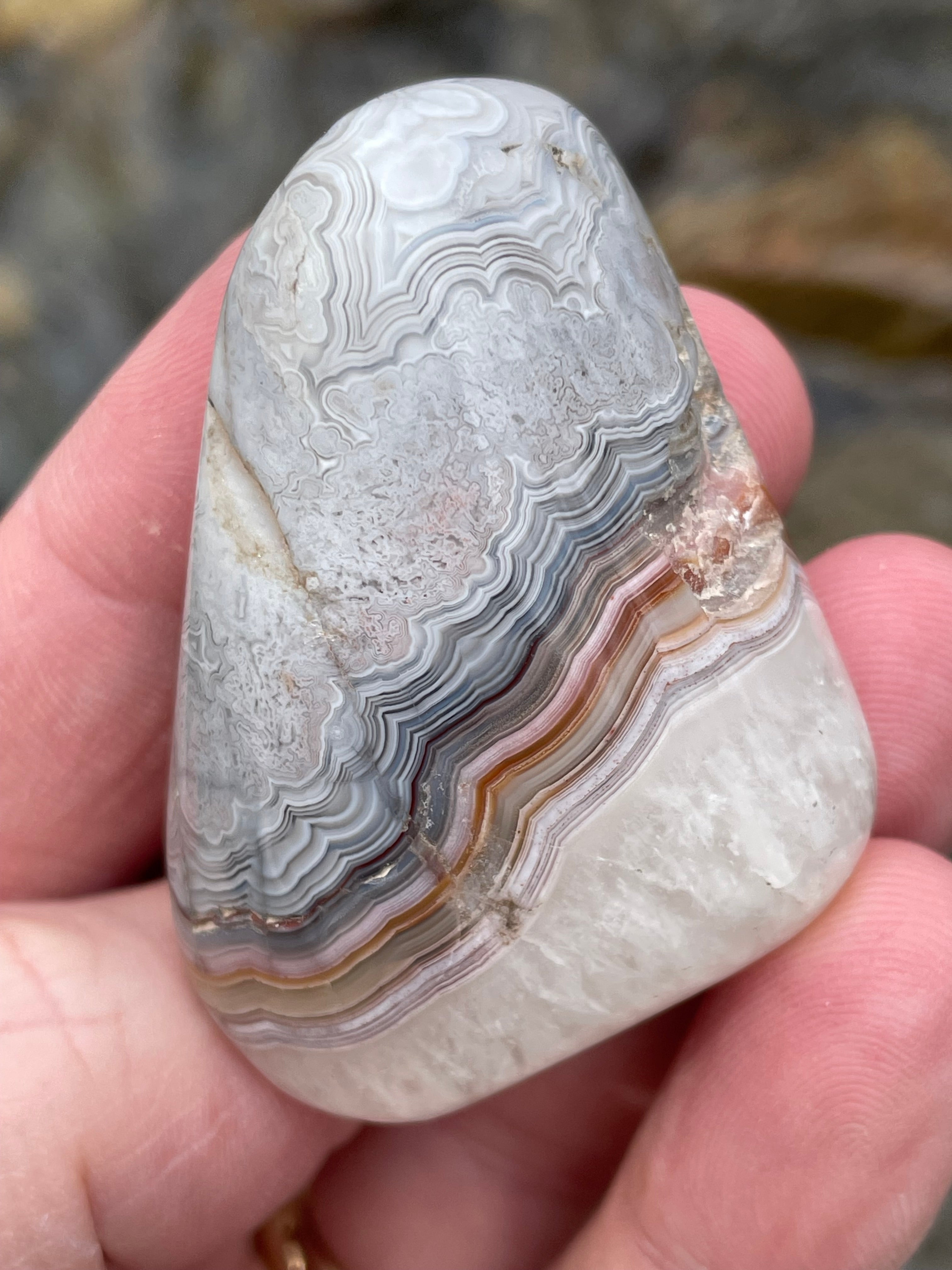 StoneBorn Creations Hand-Polished Banded Agate with Soft Grey Lace Layers, Subtle Earth Tones & Natural Quartz Base – Freeform Finish