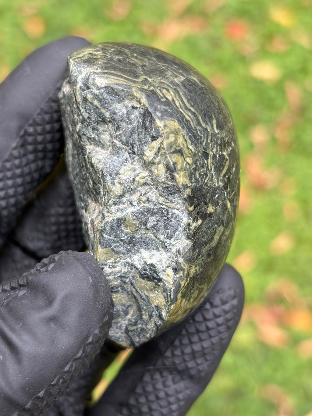 StoneBorn Creations Vermont Banded Metamorphic Stream Stone – Natural & Hand Polished
