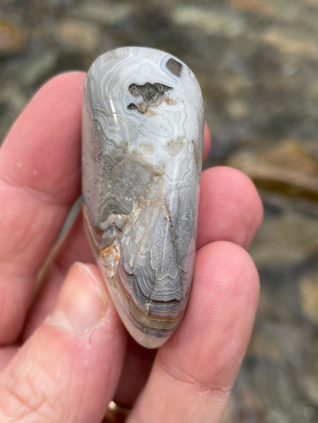 StoneBorn Creations Hand-Polished Banded Agate with Soft Grey Lace Layers, Subtle Earth Tones & Natural Quartz Base – Freeform Finish