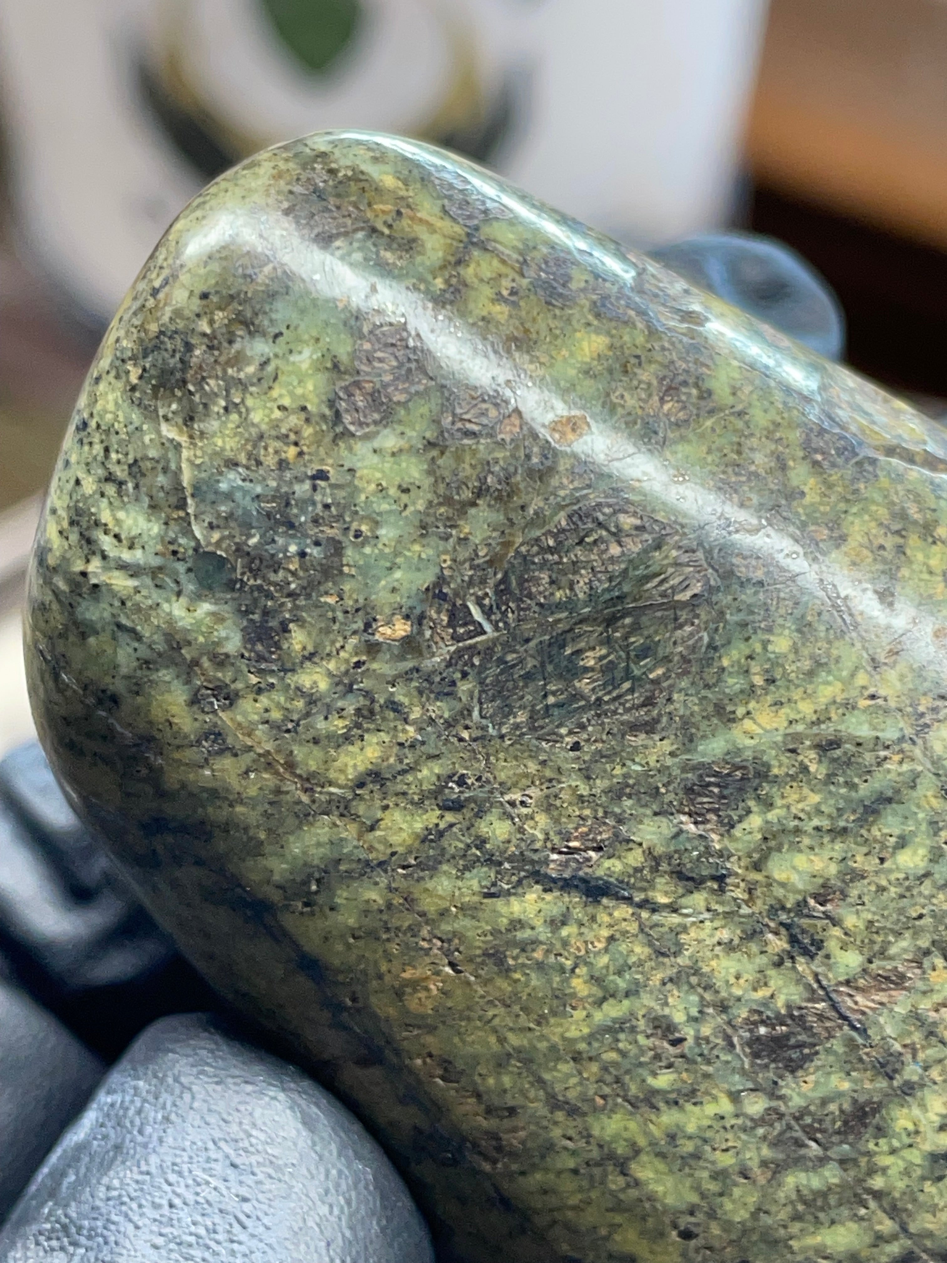 Hand-Polished Serpentine Stone – Vermont | One of One | StoneBorn Creation