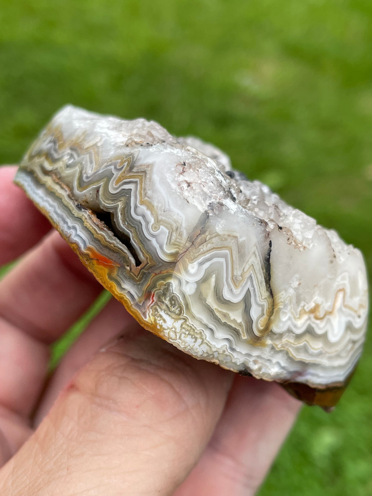 StoneBorn Creations Druzy Lace Agate Freeform – Natural Crystal Pocket