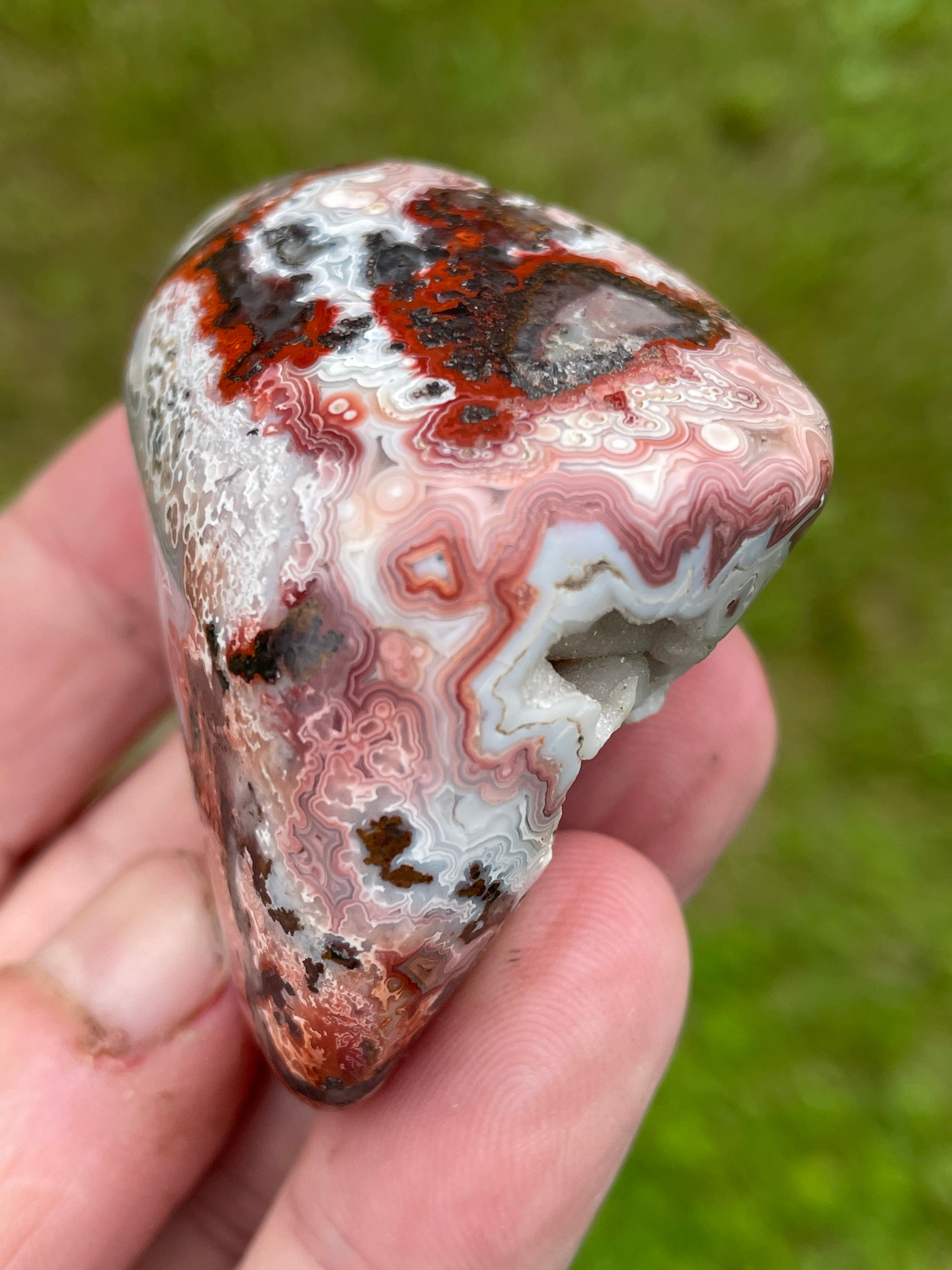 StoneBorn Creations Hand-Polished Lace Agate Freeform with Crimson Fortification Banding, Natural Druzy Cavities, and Intricate Orbicular Patterns