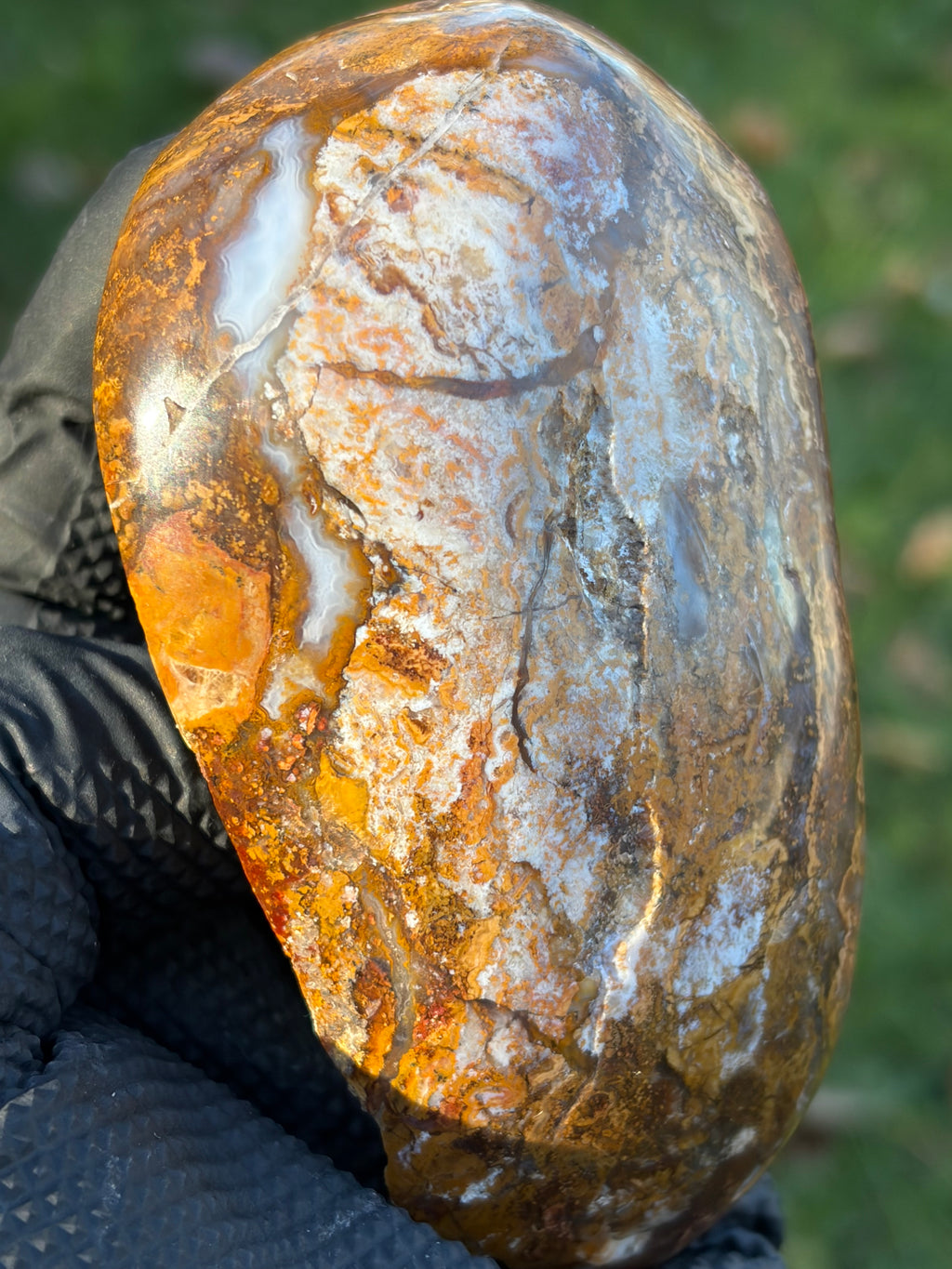 StoneBorn Creations – Natural Agate & Jasper Display Stone | Hand-Polished with Blue-Gray Agate Veins